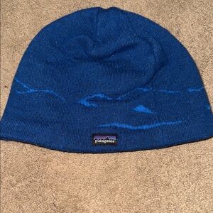Patagonia Deep Blue Knit Hat | pre-loved | size: Large/ boys